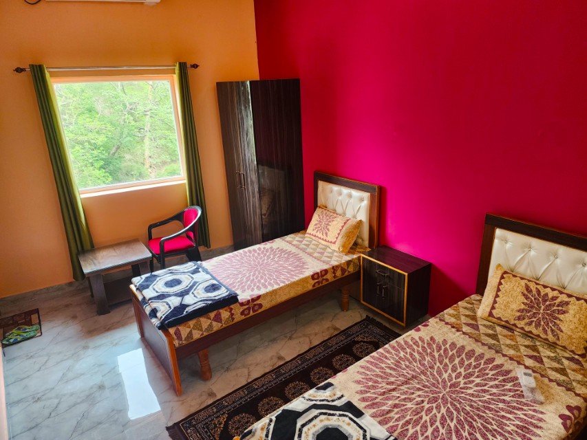 Peaceful Jungle Resort Room